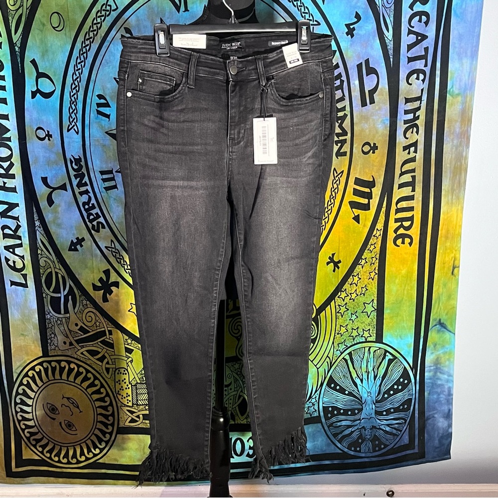 Shark Bite Hem Judy Blue Jeans